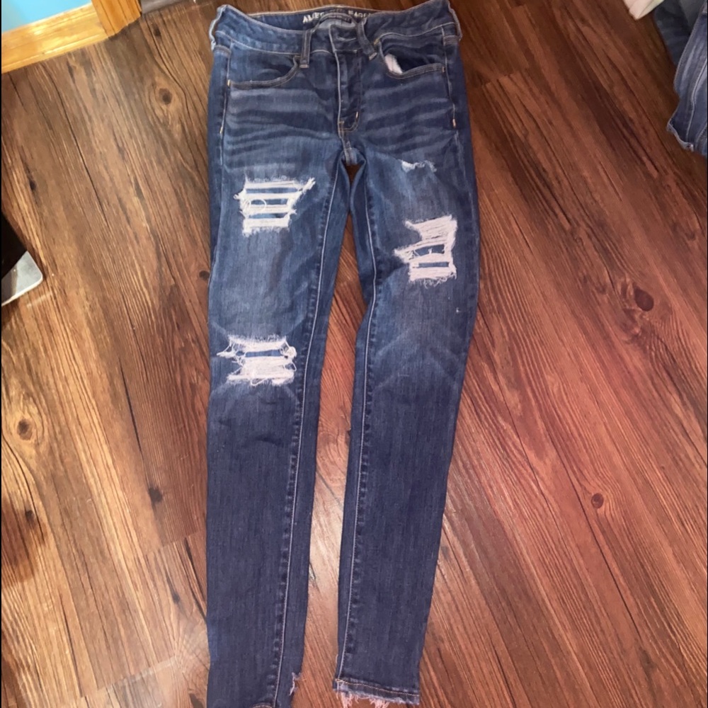 American eagle ripped jeans ,super super stretch x